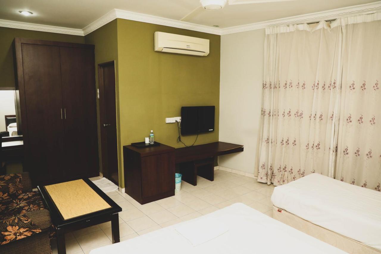 Bayu View Hotel Klang Buitenkant foto